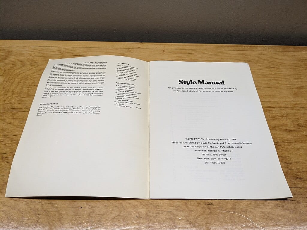 Blue.painting, via Wikimedia Commons: https://commons.wikimedia.org/wiki/File:AIP_Style_Manual_3ed_1978_-_Paperback_-_Inside_title_page.jpg